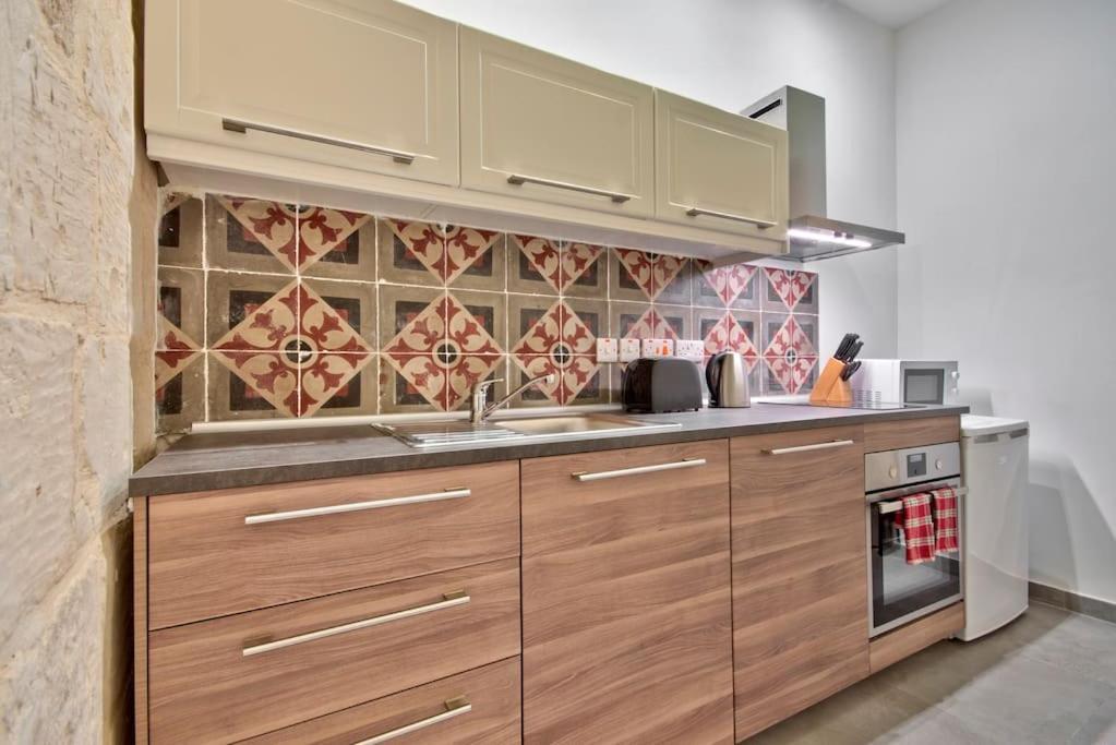 Vallettastay Old Lodge Apartment 1 Экстерьер фото
