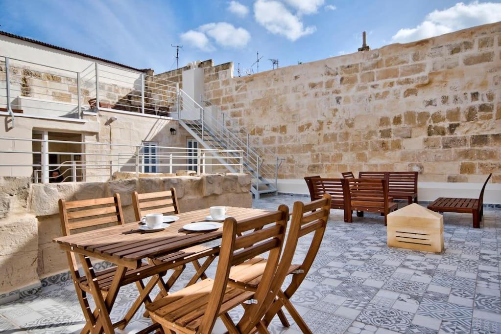 Vallettastay Old Lodge Apartment 1 Экстерьер фото